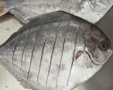 A picture of step 1 of Whole Pomfret Fish Fry.