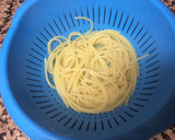Foto del paso 3 de la receta: Espaguetis con pesto de espinacas