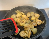 Foto del paso 3 de la receta: Entrante rápido de alcachofas Teriyaki con almendras