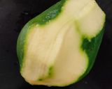A picture of step 1 of Raw papaya sabji.