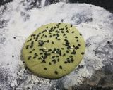 A picture of step 2 of Bajra ka Crispy Roti.