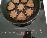 Foto del paso 3 de la receta: Desayuno con amor y estrellas en Placa de inducción (6 ingredientes)