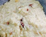 A picture of step 4 of Rava/Semolina Ladoo.
