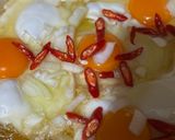 Foto langkah ke 1 dari resep Telur Masak Saus.