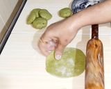 A picture of step 5 of Palak(Spinach) Masala Puri.