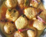 A picture of step 3 of Pakoda kadhi.