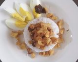 Foto langkah ke 6 dari resep Nasi Bakmoy Ayam resep keluarga.