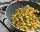 એપલ પાઇ (Apple Pie Recipe In Gujarati) રેસીપી સ્ટેપ2ફોટો