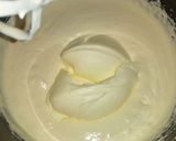 Foto del paso 1 de la receta: Pionono con crema y frutillas