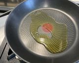 Une image de l'étape 2 de Gratin de macaronis au lard, courgettes et roquefort.