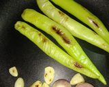 รูปขั้นตอนการทำที่ 1 ของ น้ำพริกหนุ่ม(อาหารเหนือ) | Northern Thai green chilli dip