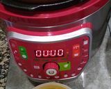 Foto del paso 2 de la receta: Pechuga de Pollo Escalfada, crema de Verduras y Caldo (3 platos en 1)