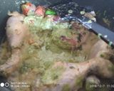 A picture of step 3 of Kashmiri chicken pulao.