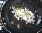 Foto del paso 2 de la receta: De desayuno: huevos con tortillas