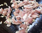 รูปขั้นตอนการทำที่ 3 ของ หมี่เหลืองผัดซีอิ๊ว