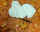A picture of step 5 of Butter Mushroom Masala.
