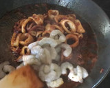 Foto del paso 6 de la receta: Fideuà integral con calamares y langostinos