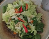 Foto langkah ke 3 dari resep Tumis Wortel Sawi.