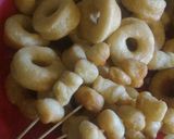 Foto langkah ke 3 dari resep Donat kentang berat.