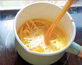 รูปขั้นตอนการทำที่ 6 ของ Hot & Sour chinese soup อาหารสไตล์จีนง่ายๆ เสิร์ฟร้อนยามเช้า