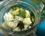 Foto del paso 5 de la receta: Ensaladas para Picnic 1:Ensalada de aguacate, rúcula y burrata