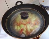 家常菜料理-香煎鴻喜菇絲瓜番茄的食譜步驟4照片