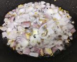 A picture of step 1 of Kaddu ki sabzi (pumpkin sabzi).