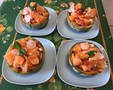 Une image de l'étape 14 de Melon farci aux tomates bicolores, feta, radis et menthe fraîche.