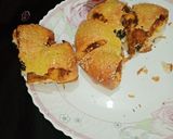 A picture of step 25 of Masala fried chicken fillet stuffed bun in pateela.