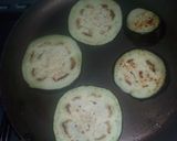 Foto del paso 1 de la receta: Tostadas con berenjena y tomate