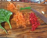 Foto del paso 1 de la receta: Tortilla de rumex con un mix de verduras