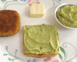 A picture of step 6 of Creamy Avocado Dip.