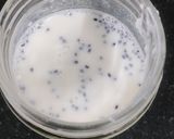 A picture of step 1 of Kiwi Chia Seeds Pudding.
