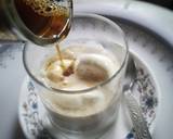 Italian affogato coffee dessert recipe step 3 photo