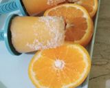 A picture of step 4 of Orange Ice lolly.