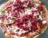 A picture of step 6 of Suji uttapam pizza.