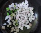 चिल्ली पास्ता (Chilli Pasta recipe in Hindi) रेसिपी चरण 2 फोटो