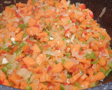 Foto del paso 1 de la receta: Guiso de ternera con arroz a la jardinera