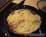 Spaghetti alla carbonara. Η συνταγή φωτογραφία βήματος 9
