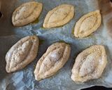 Foto del paso 6 de la receta: Pan o torta de aceite con pasas de Granada. Para APLV y alérgicos a frutos secos