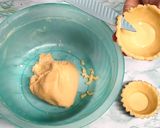 Foto langkah ke 4 dari resep Tips pie buah biar awet renyah dan tanpa telur sama sekali.