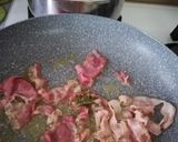 Foto del passaggio 1 della ricetta Cereali con carciofi, formaggio spalmabile e pancetta croccante