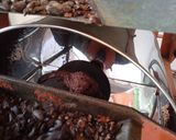 Foto del paso 2 de la receta: Chocolate en molde y polvo caseros (artesanal)