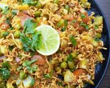A picture of step 4 of Instant Maggi Chaat.