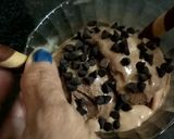 A picture of step 6 of Chocolate Chip Ice Cream.