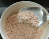 கோதுமை சிரட்டை புட்டு (தேங்காய் ஓடு புட்டு) (Kothumai sirattai puttu recipe in tamil) ரெசிபி ஸ்டேப் 1 புகைப்படம்
