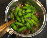 Foto del paso 5 de la receta: Guiso de pimientos de padrón