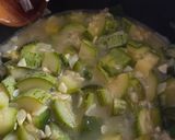 Foto del paso 2 de la receta: Pastel de dos zapallitos (redondo y calabacín o zucchini) 🧅sin gluten y con aroma a fiesta 🌾
