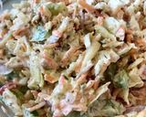 Φωτογραφία βήματος 1 της συνταγής 🥗 Σαλάτα Coleslaw με καρύδια ζαμπόν & σος γιαούρτι
