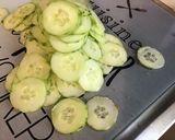 Une image de l'étape 7 de Salade d'endives au carottes, concombre et fleurs de thym.
